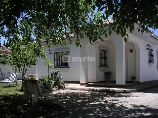 CHALET CERCA DE LA PLAYA LA BARROSA